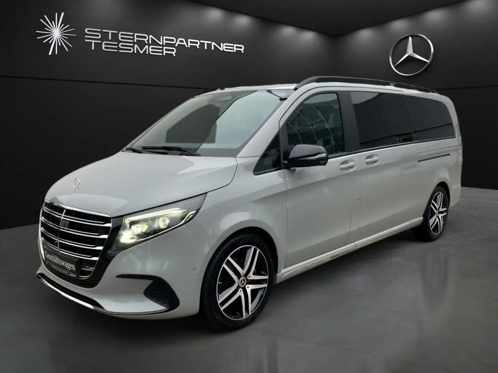 Photo 1 : Mercedes-benz Classe V 2024 Petrol