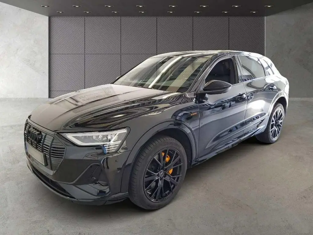 Photo 1 : Audi E-tron 2022 Not specified