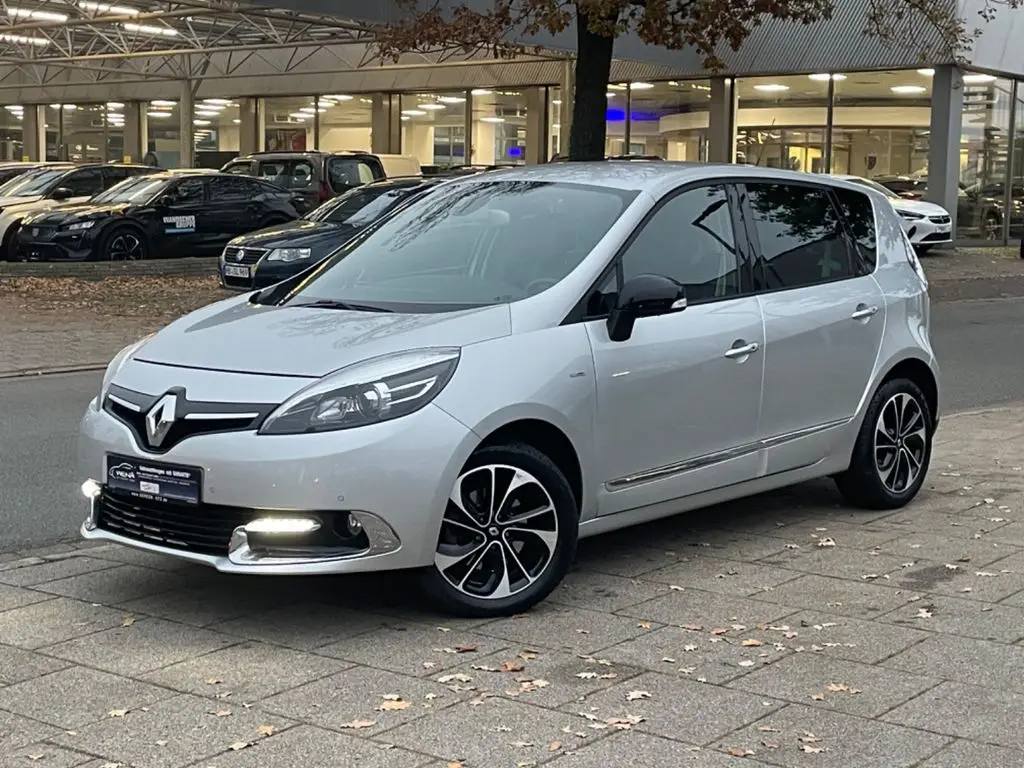 Photo 1 : Renault Scenic 2015 Essence