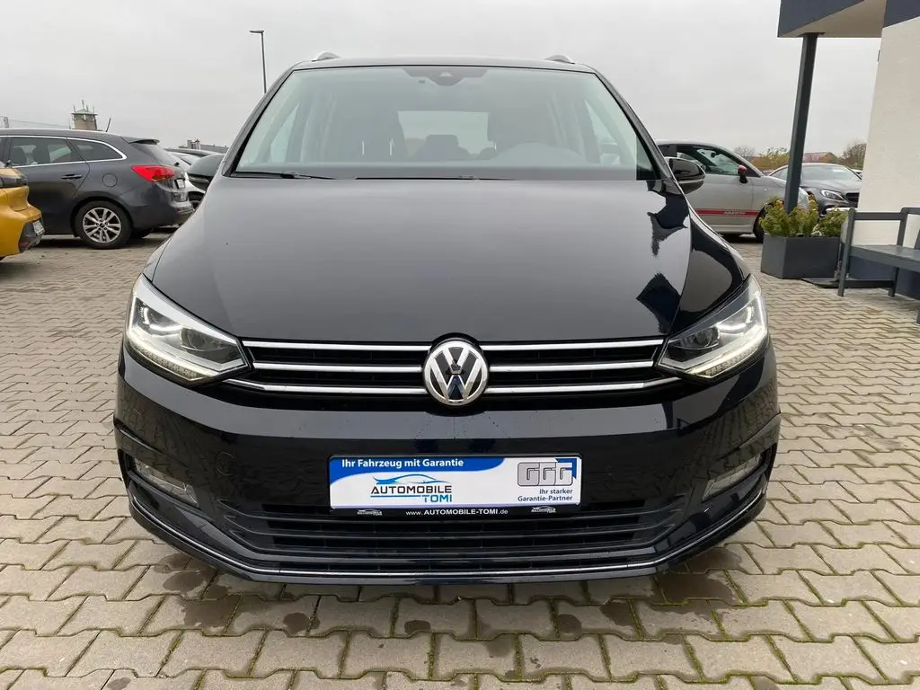 Photo 1 : Volkswagen Touran 2016 Petrol