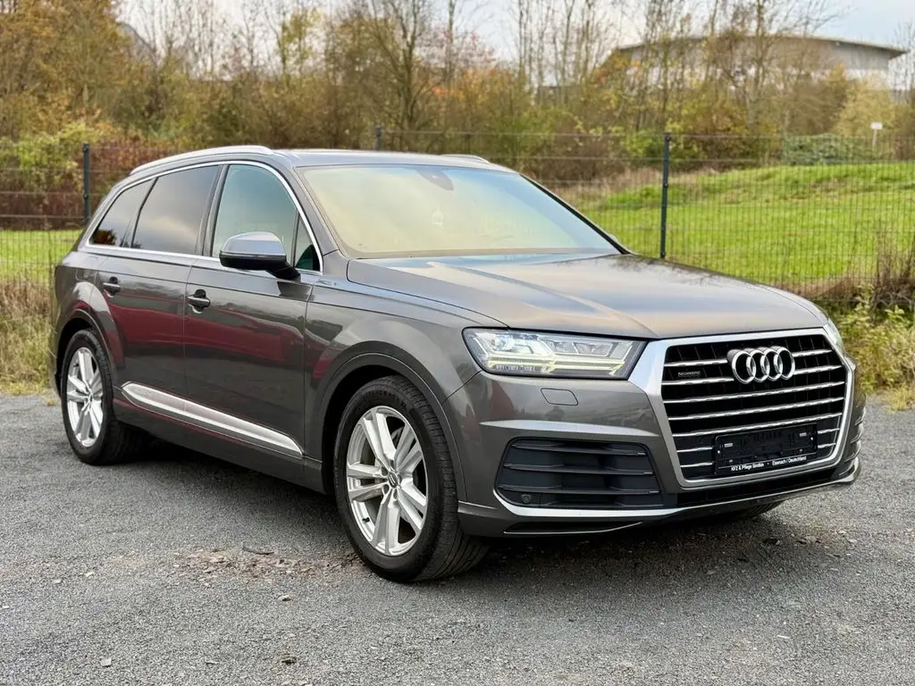 Photo 1 : Audi Q7 2018 Diesel