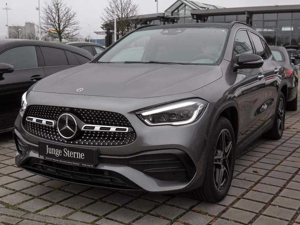 Photo 1 : Mercedes-benz Classe Gla 2021 Hybrid