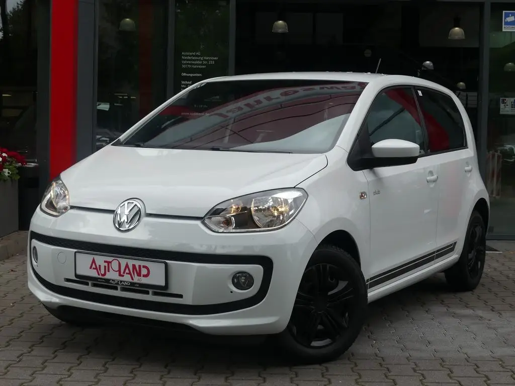 Photo 1 : Volkswagen Up! 2020 Petrol