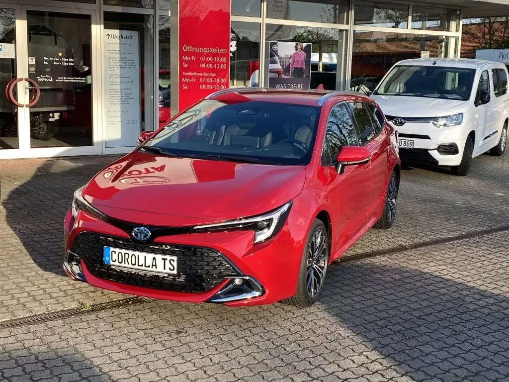 Photo 1 : Toyota Corolla 2024 Hybrid