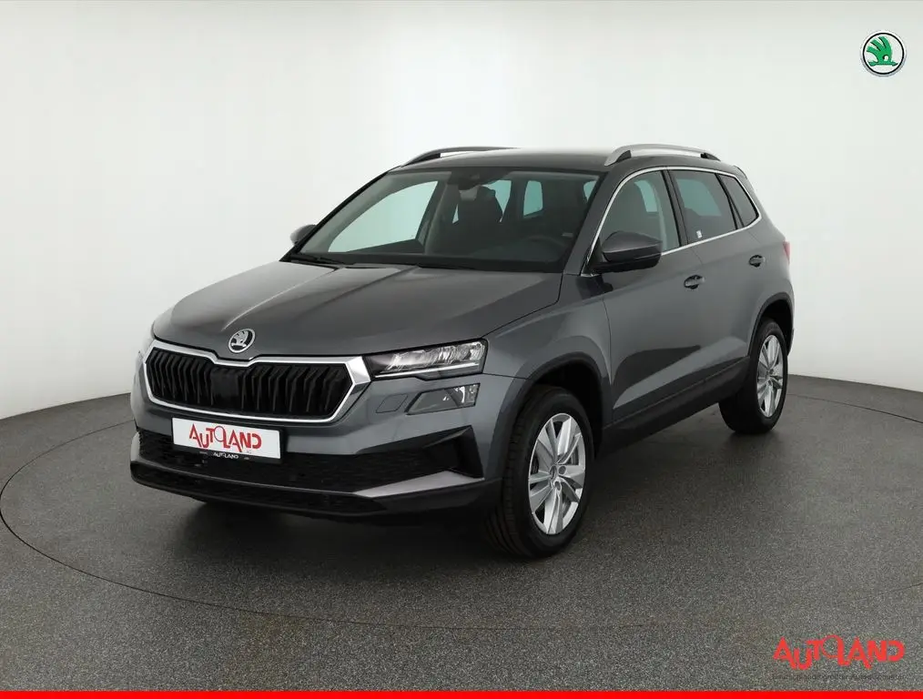 Photo 1 : Skoda Karoq 2024 Essence