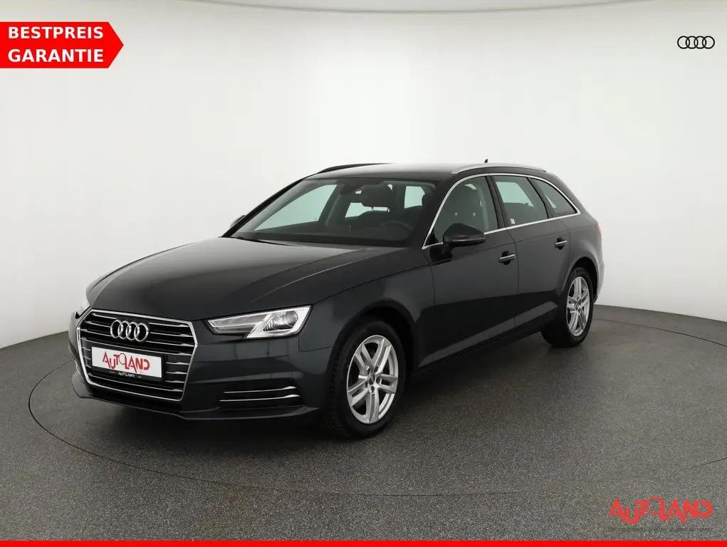 Photo 1 : Audi A4 2018 Petrol