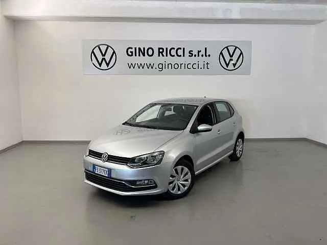 Photo 1 : Volkswagen Polo 2016 Petrol