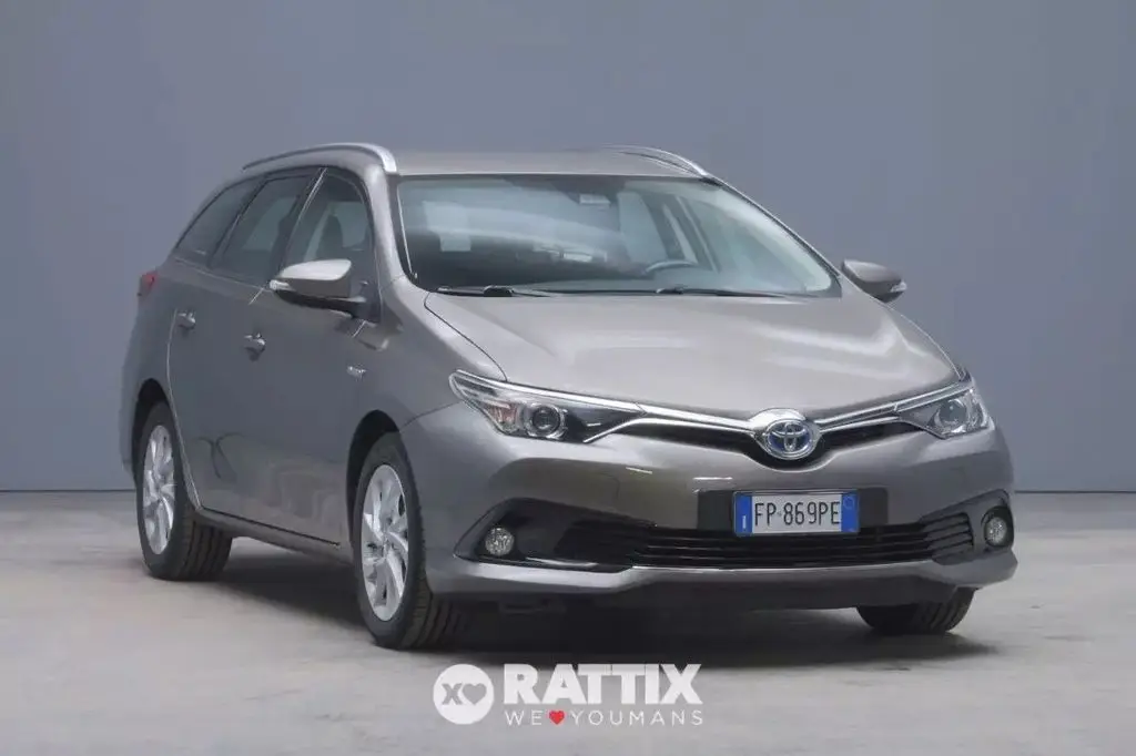 Photo 1 : Toyota Auris 2018 Hybrid