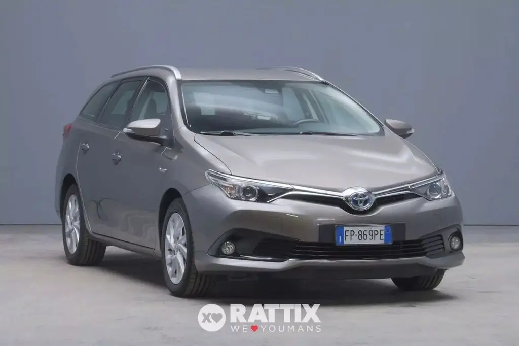 Photo 1 : Toyota Auris 2018 Hybrid