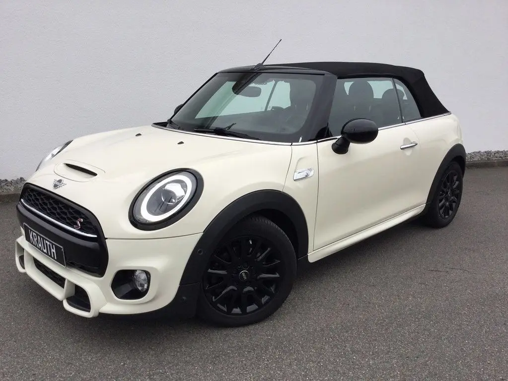 Photo 1 : Mini Cooper 2018 Petrol