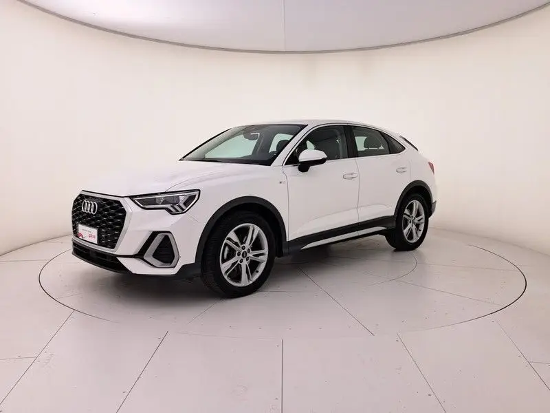 Photo 1 : Audi Q3 2021 Autres