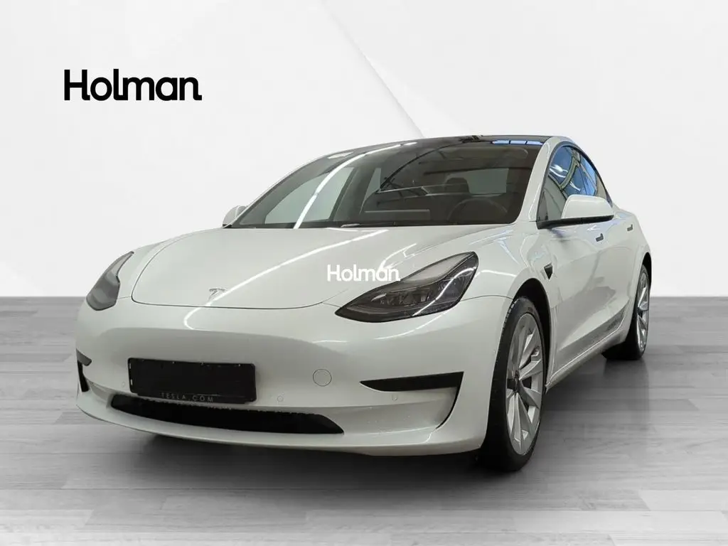 Photo 1 : Tesla Model 3 2021 Non renseigné