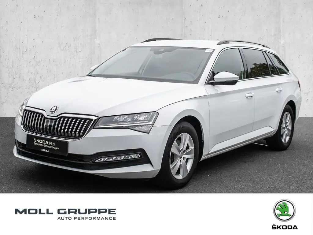 Photo 1 : Skoda Superb 2024 Essence