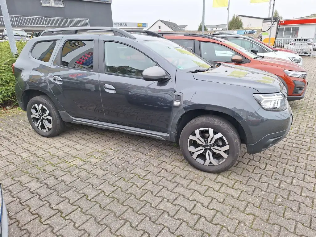 Photo 1 : Dacia Duster 2023 Essence