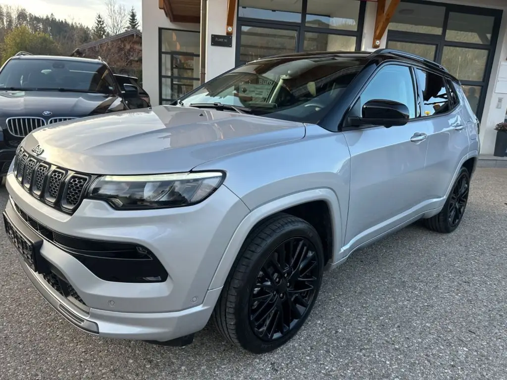 Photo 1 : Jeep Compass 2022 Hybrid