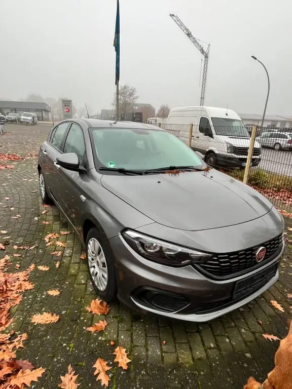 Photo 1 : Fiat Tipo 2019 Petrol