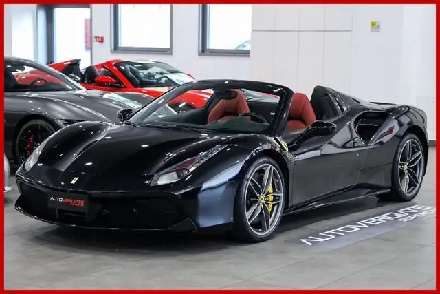 Photo 1 : Ferrari 488 2017 Essence