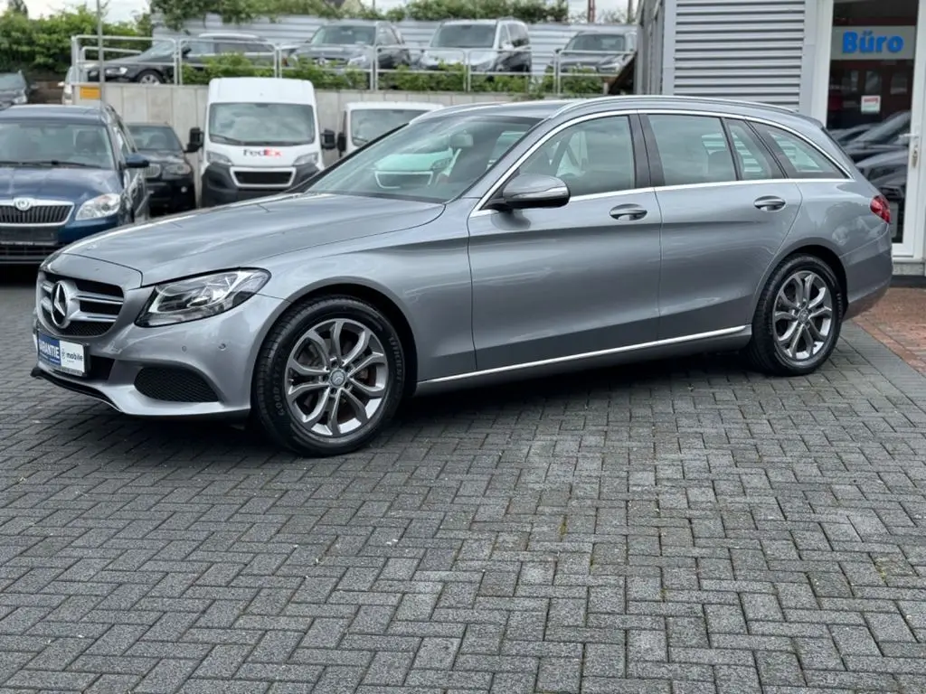 Photo 1 : Mercedes-benz Classe C 2015 Petrol