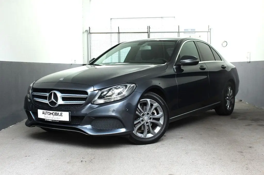 Photo 1 : Mercedes-benz Classe C 2015 Petrol