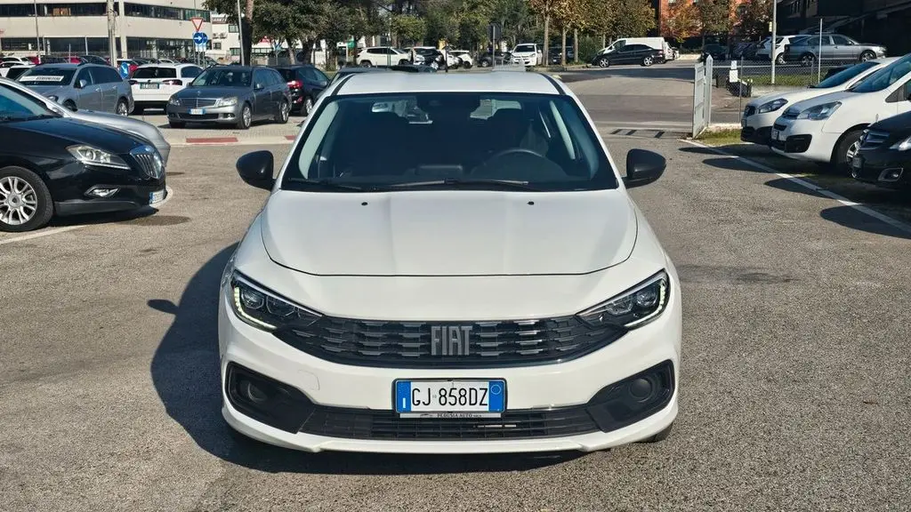 Photo 1 : Fiat Tipo 2022 Diesel