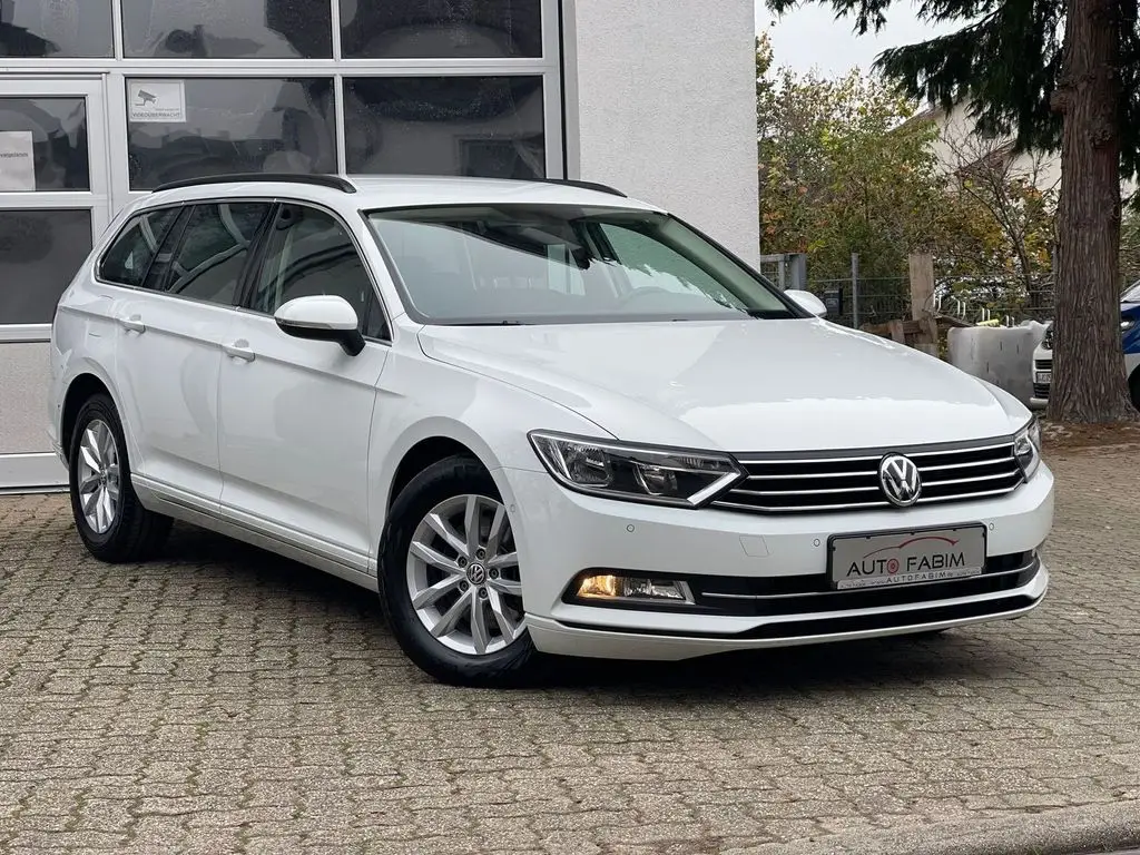 Photo 1 : Volkswagen Passat 2016 Diesel