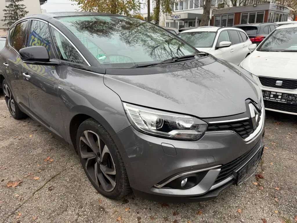 Photo 1 : Renault Scenic 2017 Diesel