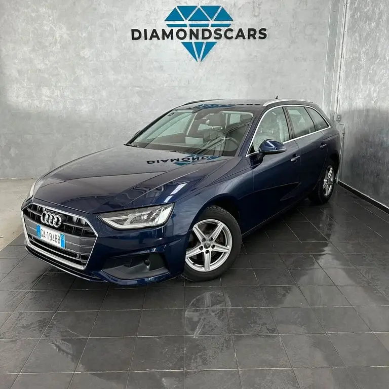 Photo 1 : Audi A4 2020 Diesel