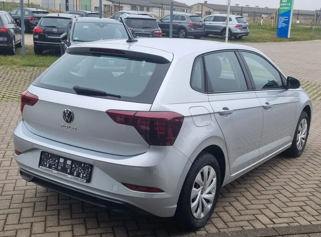 Photo 1 : Volkswagen Polo 2022 Essence