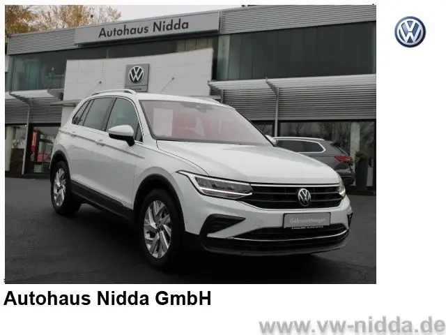 Photo 1 : Volkswagen Tiguan 2023 Essence