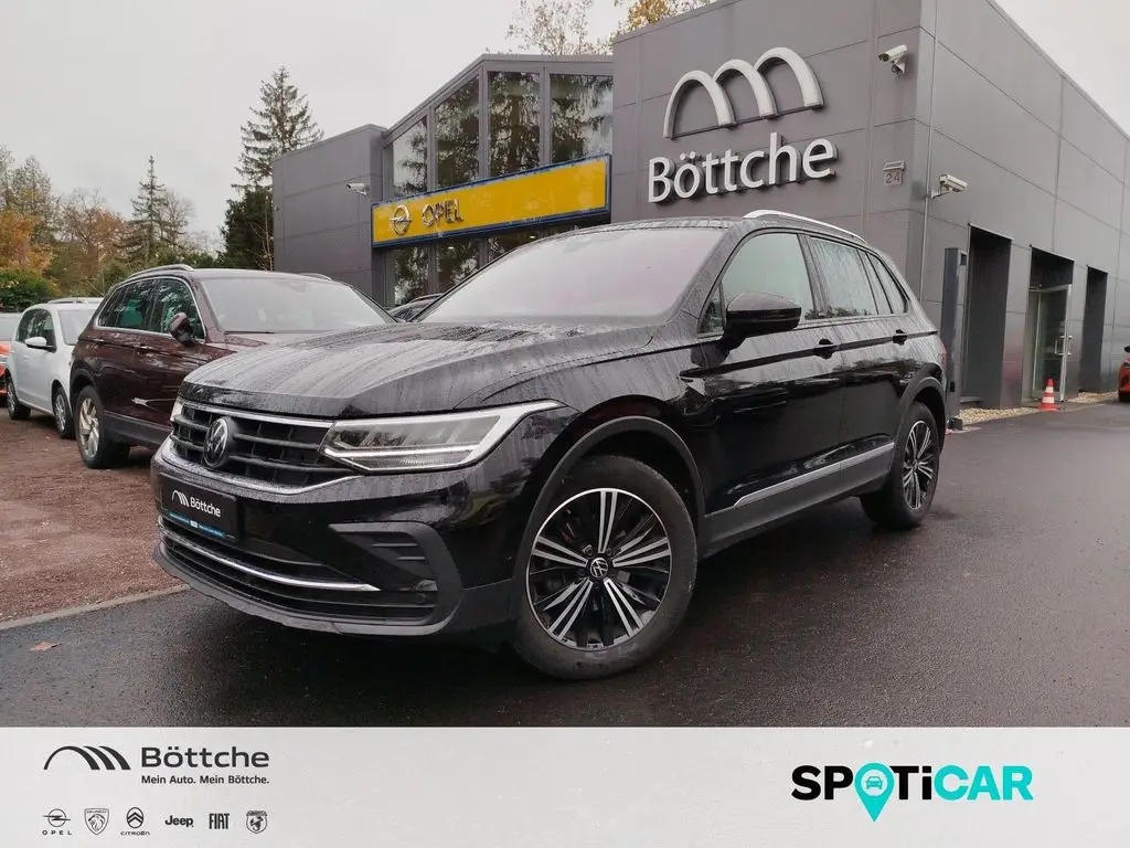 Photo 1 : Volkswagen Tiguan 2022 Petrol