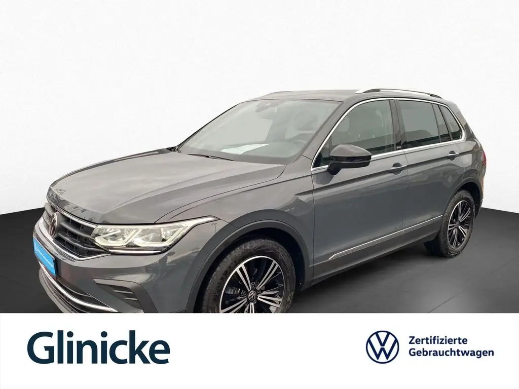 Photo 1 : Volkswagen Tiguan 2024 Petrol