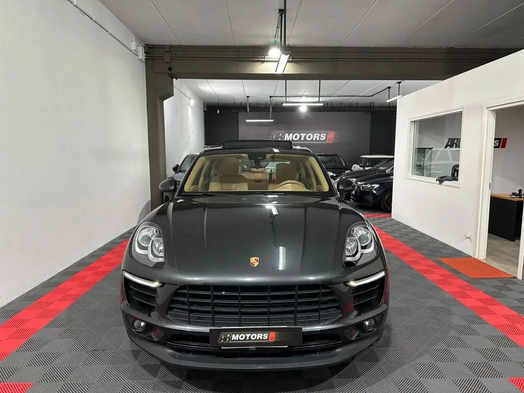 Photo 1 : Porsche Macan 2016 Diesel