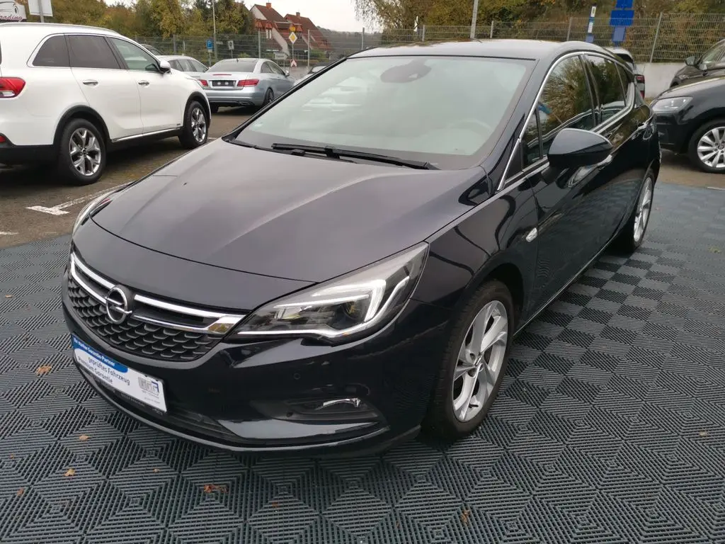 Photo 1 : Opel Astra 2019 Essence