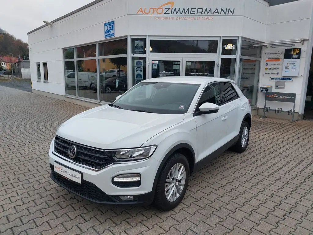 Photo 1 : Volkswagen T-roc 2020 Essence