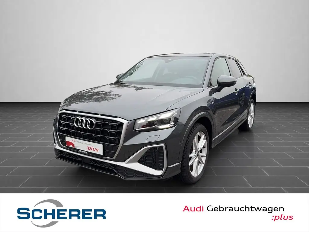 Photo 1 : Audi Q2 2023 Essence