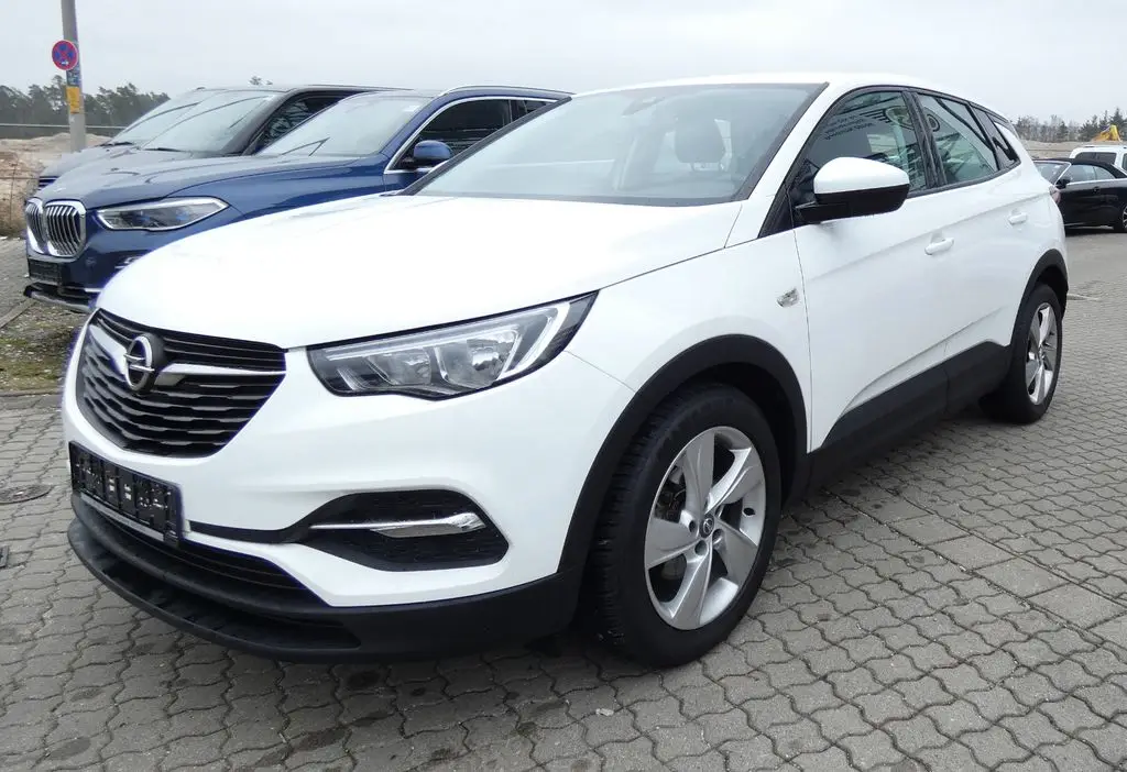 Photo 1 : Opel Grandland 2019 Essence