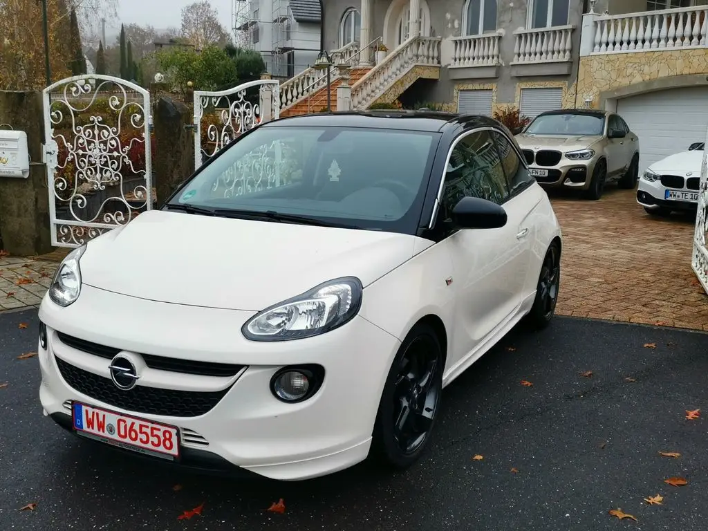 Photo 1 : Opel Adam 2016 Petrol