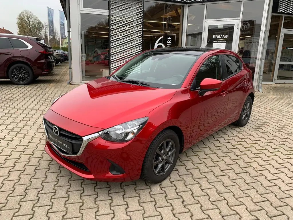 Photo 1 : Mazda 2 2018 Petrol