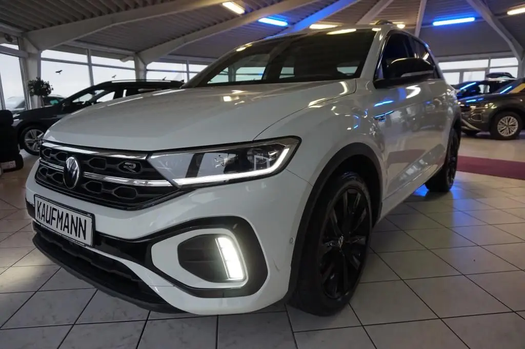 Photo 1 : Volkswagen T-roc 2024 Petrol