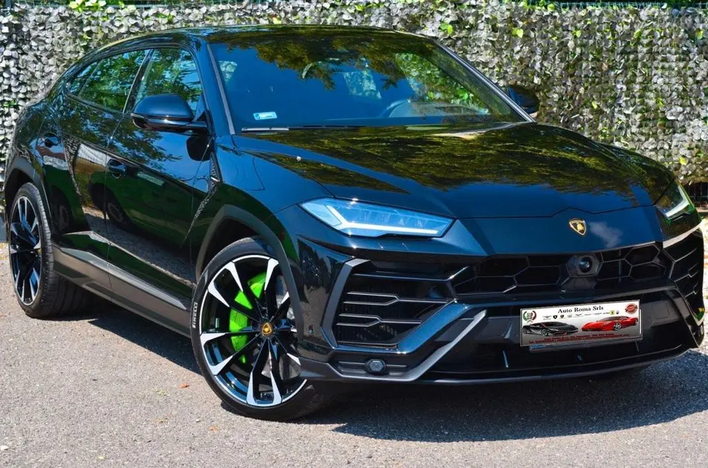 Photo 1 : Lamborghini Urus 2022 Essence