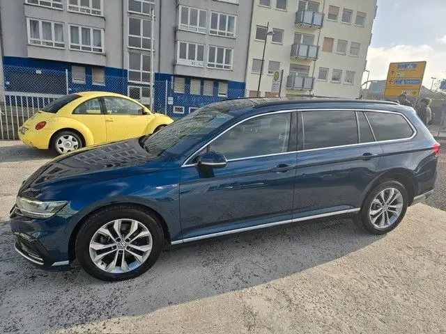 Photo 1 : Volkswagen Passat 2020 Hybride