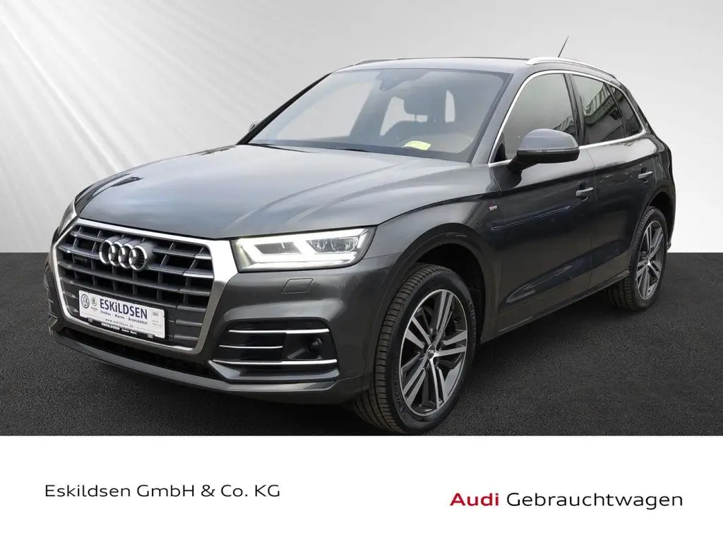 Photo 1 : Audi Q5 2020 Diesel