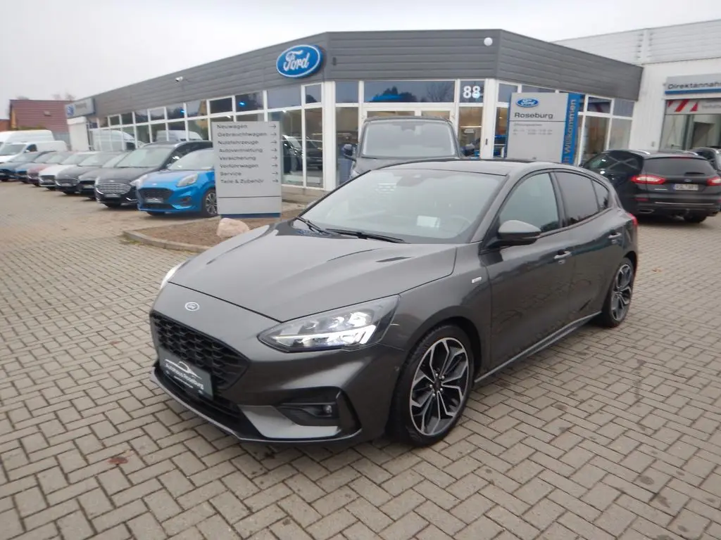 Photo 1 : Ford Focus 2018 Essence