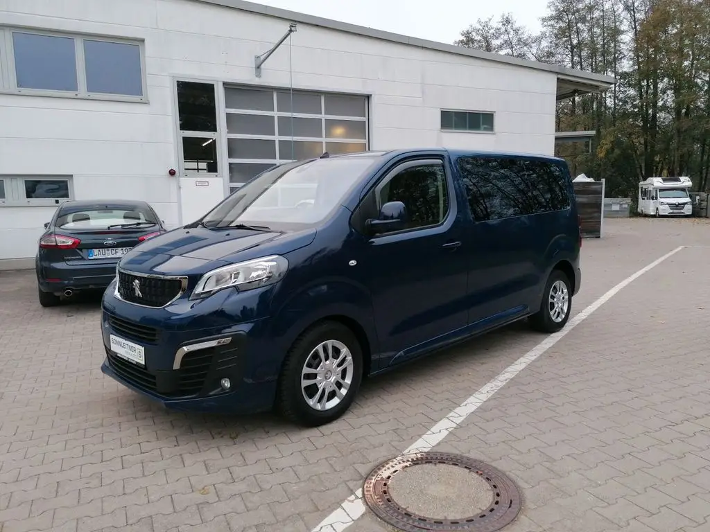 Photo 1 : Peugeot Traveller 2017 Diesel