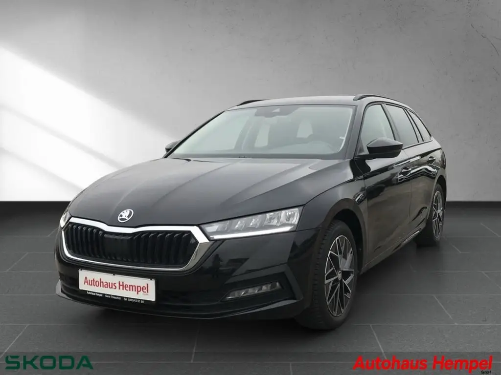 Photo 1 : Skoda Octavia 2024 Essence