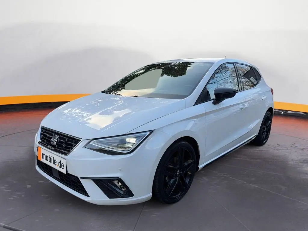 Photo 1 : Seat Ibiza 2023 Petrol