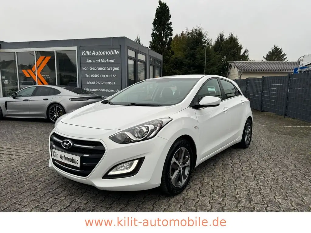 Photo 1 : Hyundai I30 2016 Diesel