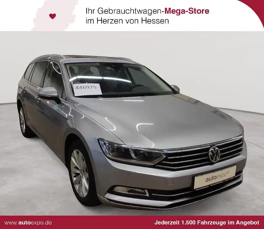 Photo 1 : Volkswagen Passat 2019 Petrol