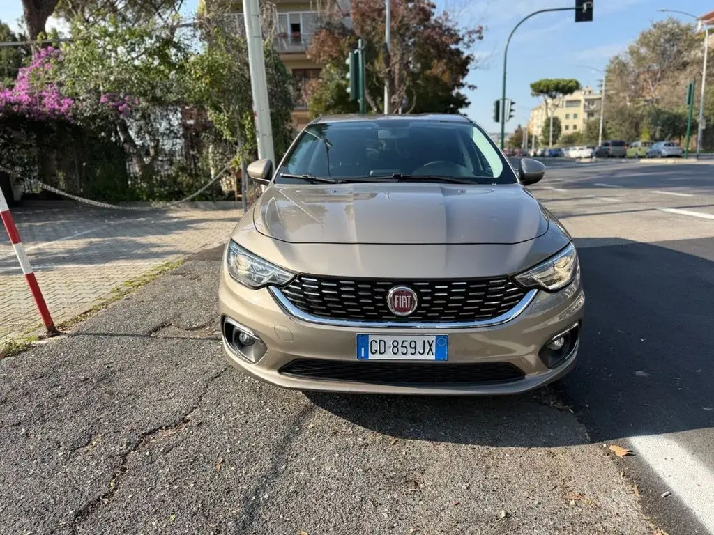 Photo 1 : Fiat Tipo 2021 Diesel