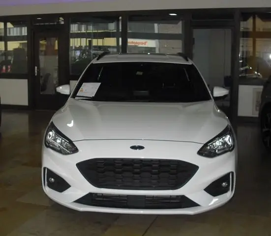 Photo 1 : Ford Focus 2019 Essence